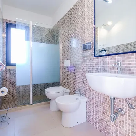 Le Vulie - Pescoluse Vila *